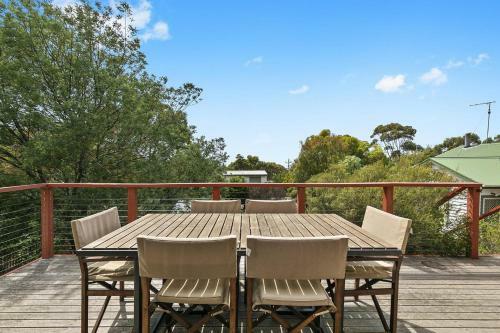 Seashell Family Getaway In Aireys
