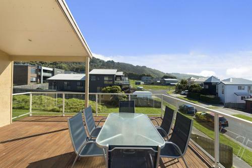 Seaview On Seaview Exceptional And Spacious With Sensational Views