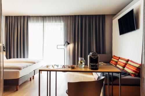 Harry's Home Hotel & Apartments