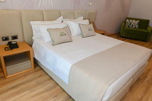 White Hill Hotel