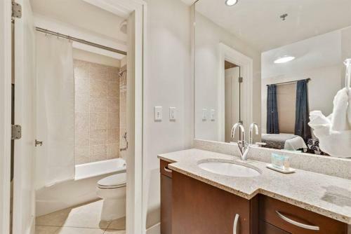 Apartamento Bella Luna 202 - Luxurious Bayfront 3bd/3ba