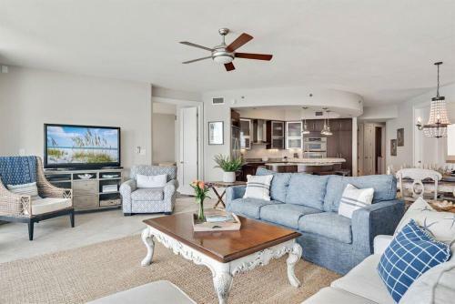 Apartamento Bella Luna 202 - Luxurious Bayfront 3bd/3ba
