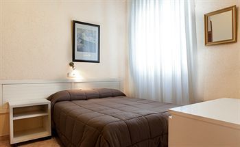 Hostal America