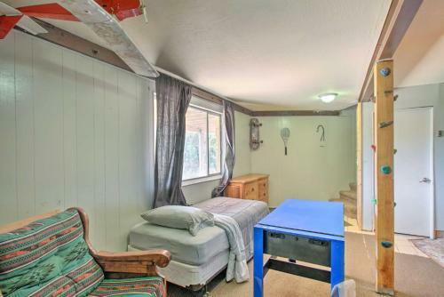 Peaceful Payson Cabin With Deck And Mtn Views!