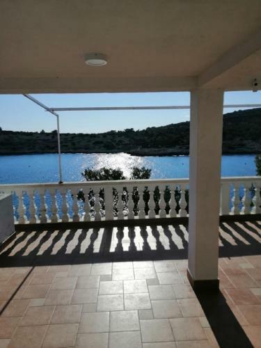 Holiday Home Dragi - Right Next To The Beach