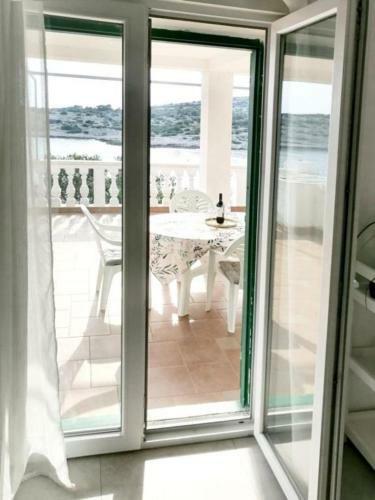 Holiday Home Dragi - Right Next To The Beach