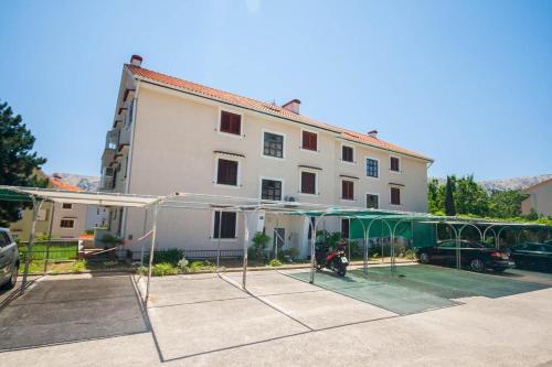 Apartments With A Parking Space Baska, Krk - 19443