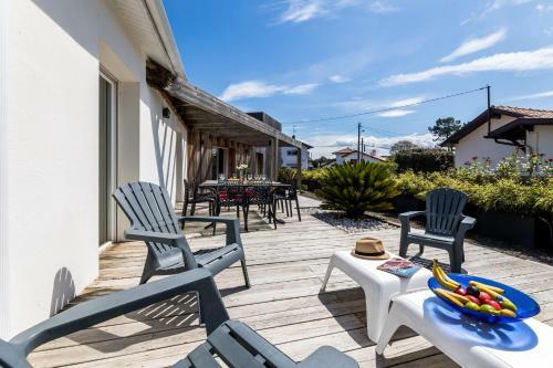 Villa Eagle Keyweek 4 Bedrooms Villa With Terrace