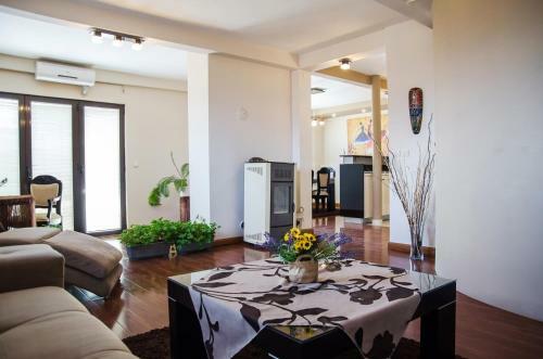 Apartamento Modern Penthouse Duplex In Bitola