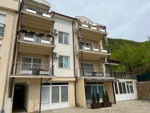 Lagadin Apartment