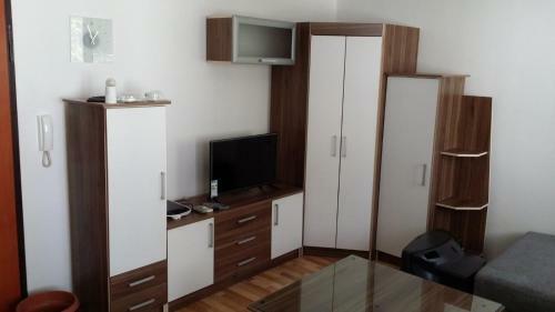 Nice Apartment In Centar Of Skopje