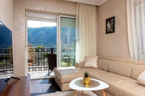 Ena Apartment