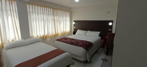 Hostal 202 - 302 Habitaci�n Matrimonial /ba�o Compartido