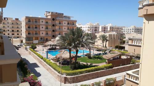 Apartment In Paradise Village Compound