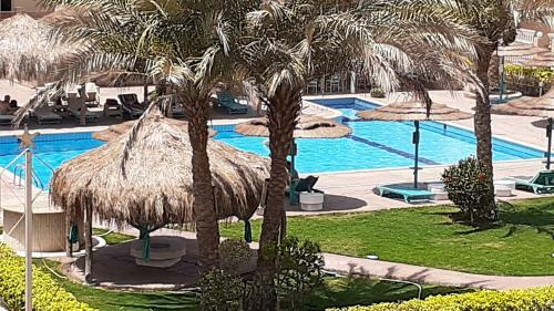 Apartment In Paradise Village Compound
