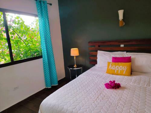 Country Hills Las Lajas