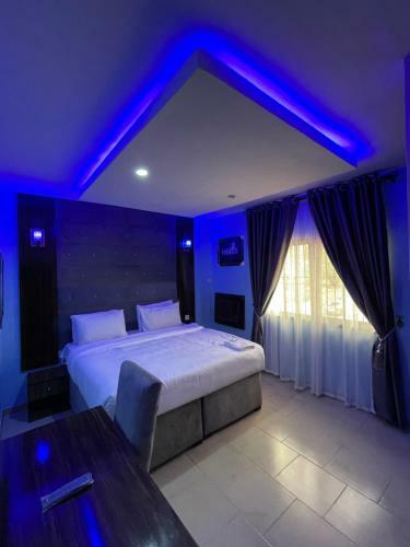 Alluring View Hotel