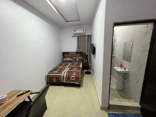 Apartamento Delightful 3-bedroom With Free Parking, Wifi Internal Name