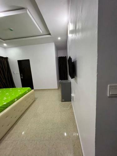 Apartamento Delightful 3-bedroom With Free Parking, Wifi Internal Name