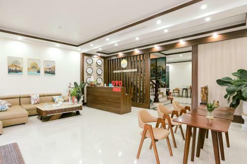 Manarola Hotel B�i Ch�y