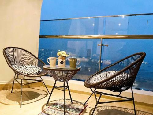 Apartamento C?n H? Cetadines 5* View Bi?n H? Long