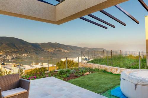 Galilee View Villa On A Cliff ? Hot Tub?pool - Sea View