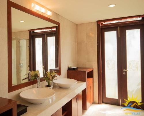 Furama 3-bedroom Pool Villa In Da Nang