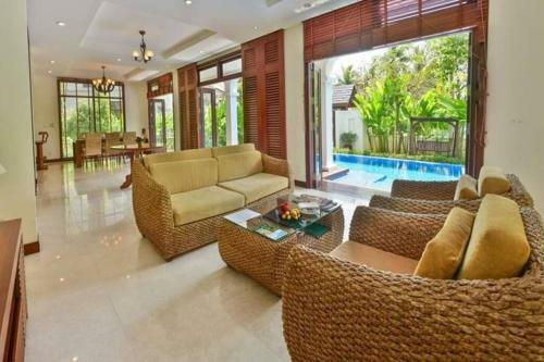 Furama 3-bedroom Pool Villa In Da Nang