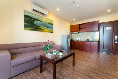 Nhat Minh Hotel And Apartment