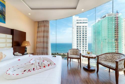 Nhat Minh Hotel And Apartment