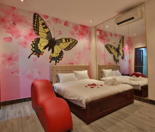 Lotus Hotel The Cupid Room