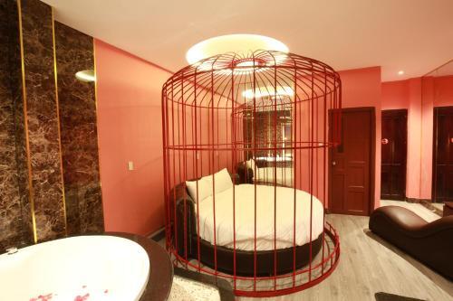 Lotus Hotel The Cupid Room