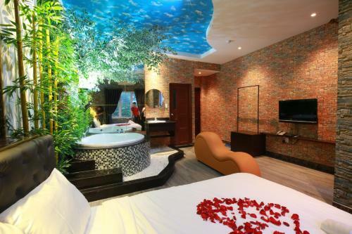 Lotus Hotel The Cupid Room