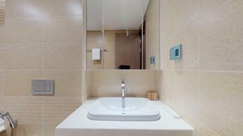 Apartamento C?n H? Cao C?p 3 Ph�ng Ng? T?i Metropolis