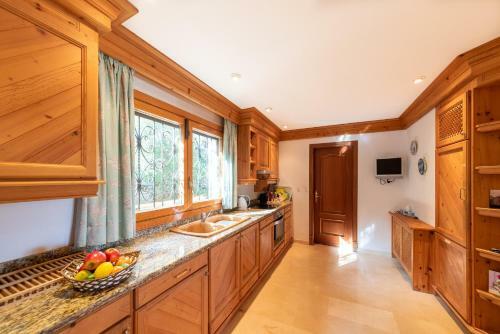 Beautiful 4 Bed (8 Ppl) Villa In Andratx, Mallorca