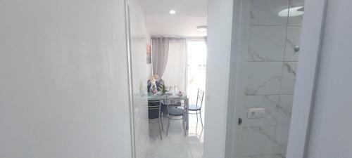 Apartamento Luxury Playa Honda, Ocean View Wifi Free