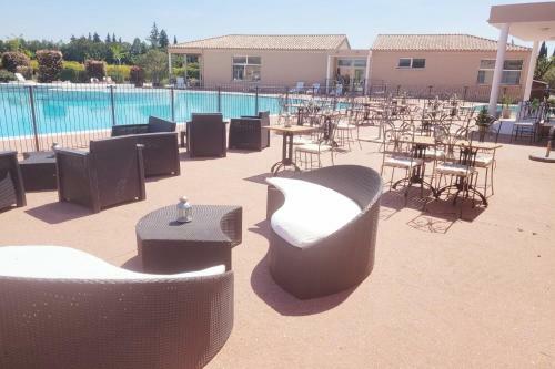 Bright Gite With Garden-terrace And Pool