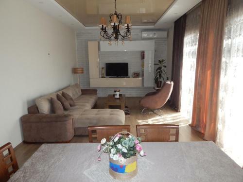 Hostal Private House Bada