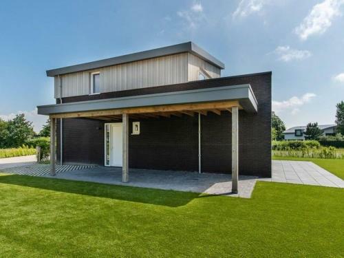 Attractive Holiday Home In Kamperland With Terrace