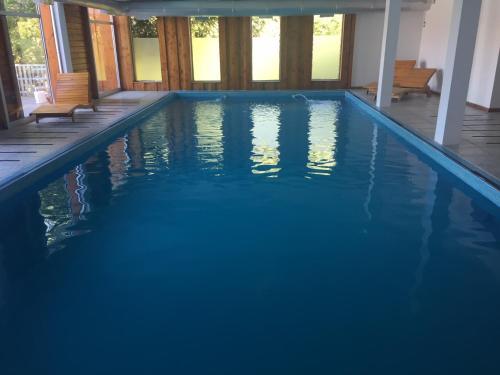 Hotel Bah�a Monta�a Resort