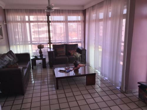 Apartamento Cobertura Excelente Na Praia Do Forte.