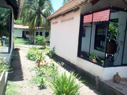 Agradable Caba�a Campestre Con Piscina