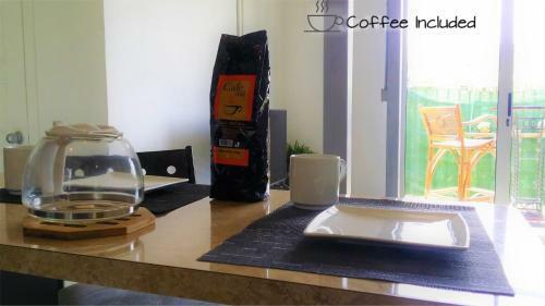 Santa Ana Modern Apartments With Ac, Great View & Location