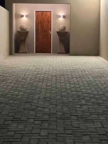 Orange Breeze Self-catering Apartment