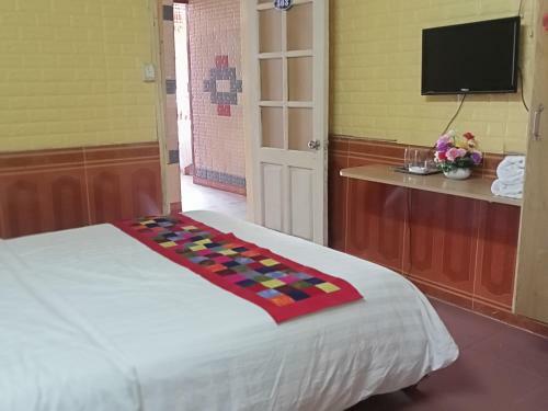 Bed & Breakfast Hoang Long Hotel