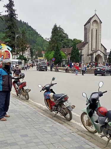 Bed & Breakfast Hoang Long Hotel