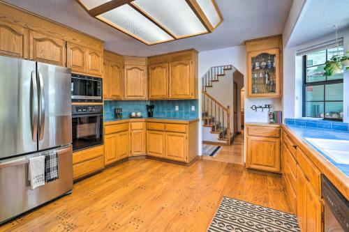Apple Hill Home 10 Acres With Beautiful Views!