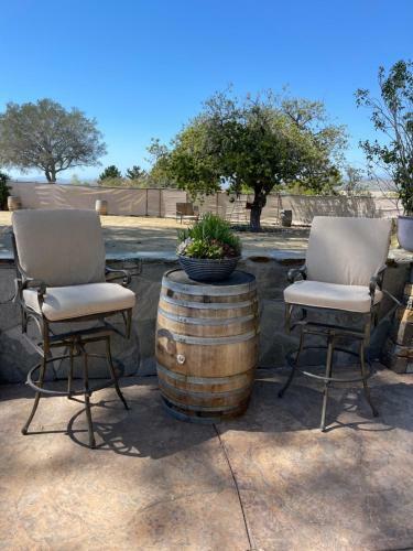 Staycation Secluded 3 Acre With Pool - Angel Ranch