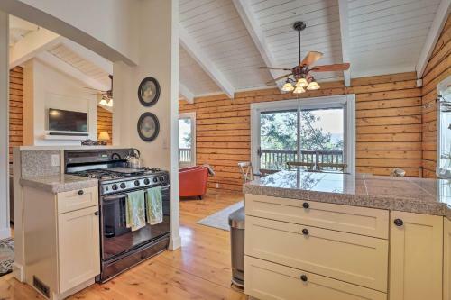 Charming Cabin With Views 1 Mi To Lake Gregory