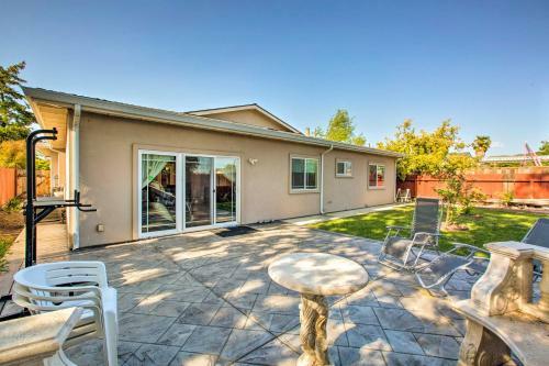 Bright Fremont Gem With Fenced Backyard And Patio